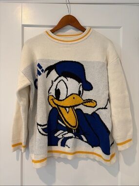 Vintage Donald Duck Graphic Knit Sweater - Blue & Yellow Accents